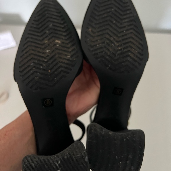 Lulu's Black Suede 3 inch block Heels ankle strap size 8 - Picture 4 of 7